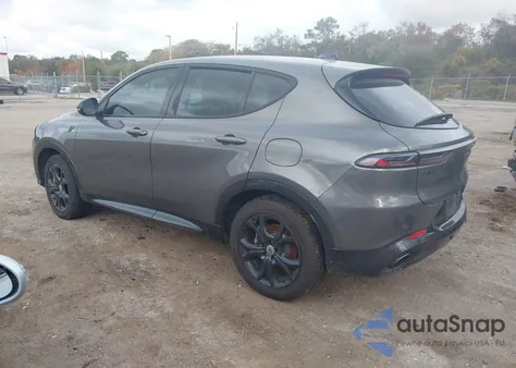 2024 Dodge Hornet R/T из США, поврежденный, VIN ZACPDFCW0R3A18647